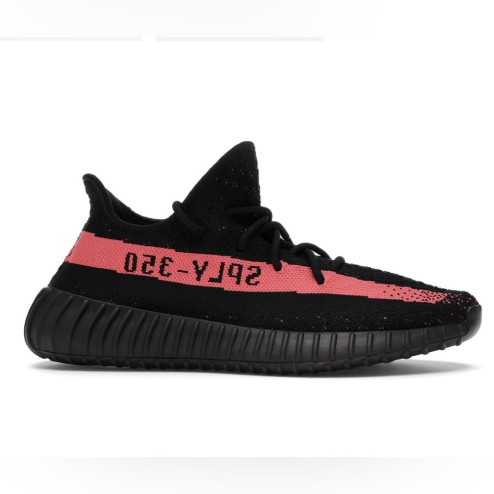 adidas Yeezy Boost 350 V2
Core Black Red (2016/2022)